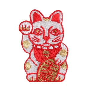 Maneki Neko - kot haftowana naklejka - naprasowanka - łatka  