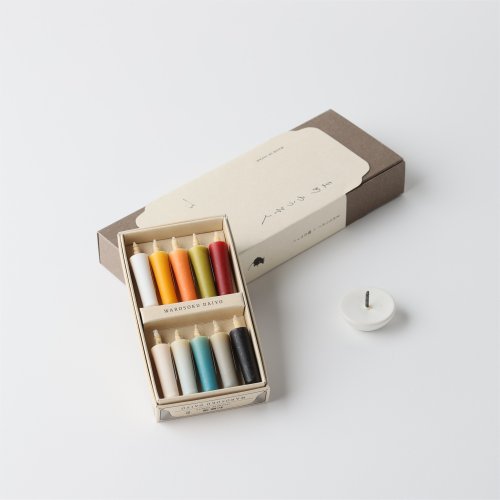 Japoński zestaw kolorowych świec z ceramicznym świecznikiem - 10 szt.